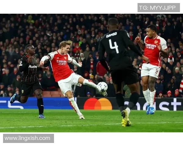 里昂主场迎战拜仁慕尼黑双方争夺欧冠小组出线资格